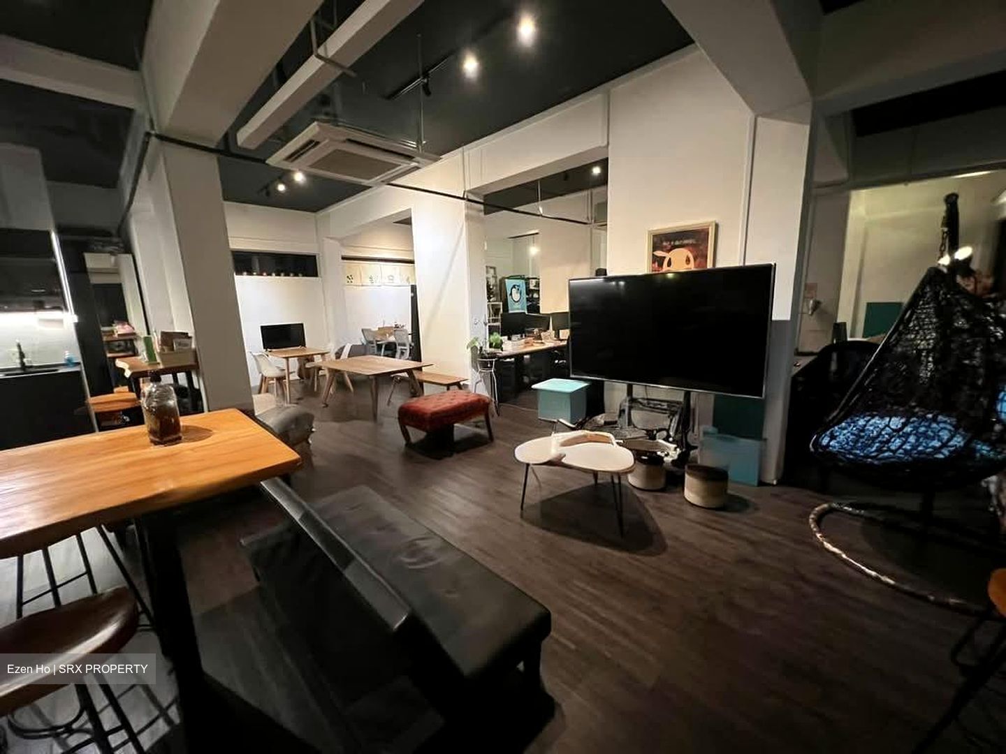 Waterloo Centre (D7), Office #575924401